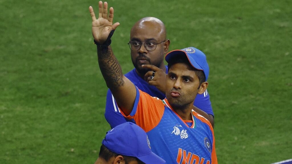 2025 09 28T185153Z 672691040 UP1EL9S1GEG87 RTRMADP 3 CRICKET ASIACUP IND PAK